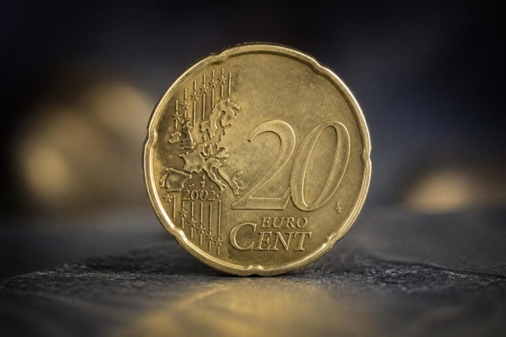découvrez la valeur des pièces de 20 centimes rares en fonction de leur année d'émission. guide complet pour collectionneurs et passionnés de numismatique.